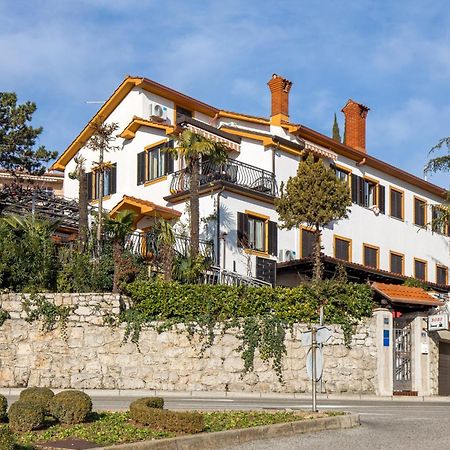 Camelia & Martina Apartments Opatija Eksteriør bilde