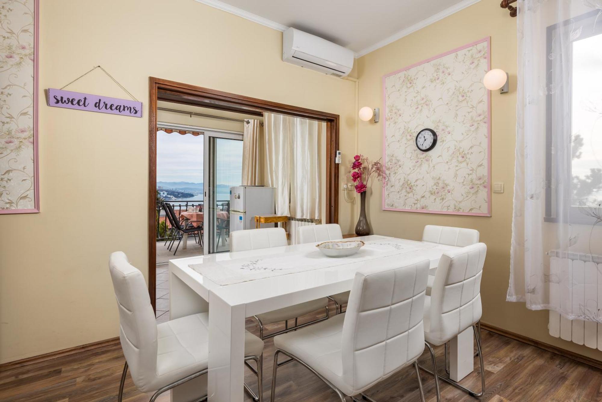 Camelia & Martina Apartments Opatija Eksteriør bilde